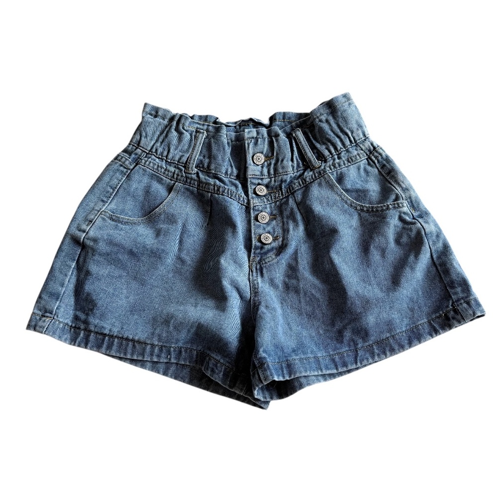 BUNDLE 3/$20 like new Veveret medium wash high waisted denim shorts